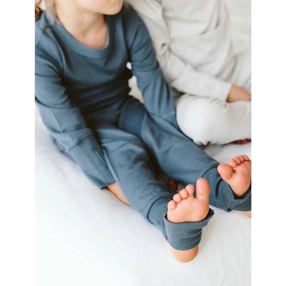 Goumi Kids Bamboo All Day Jogger Set Loungewear Pajamas Long Sleeve Blue 4T - Picture 2 of 8
